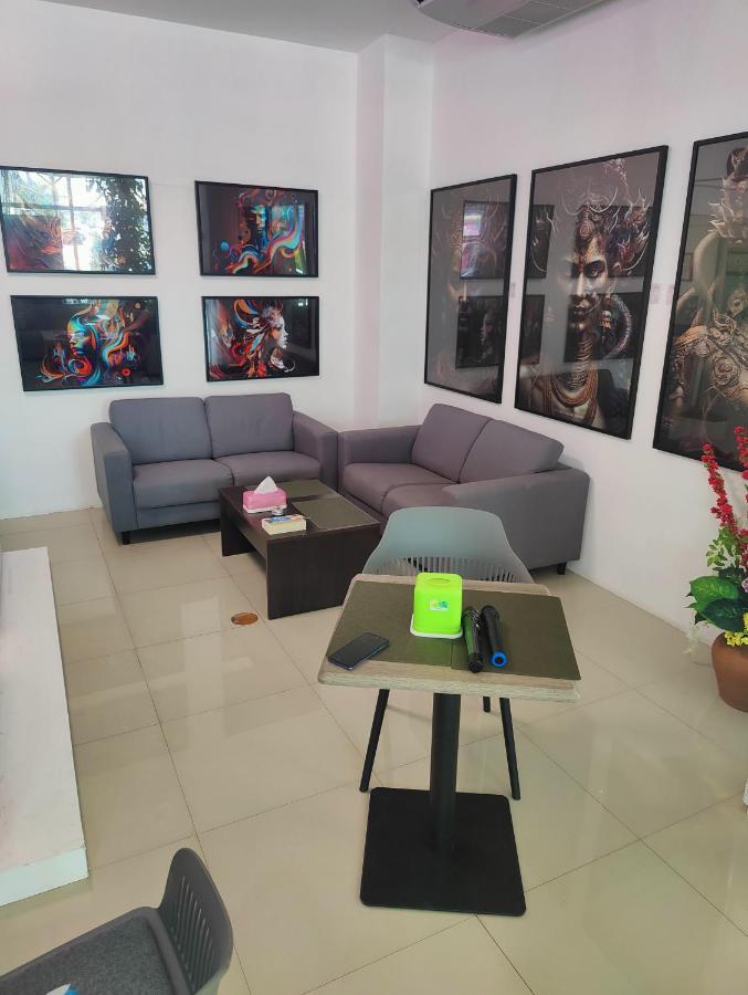 Cafe Nana Hotel Nong Prue Bagian luar foto