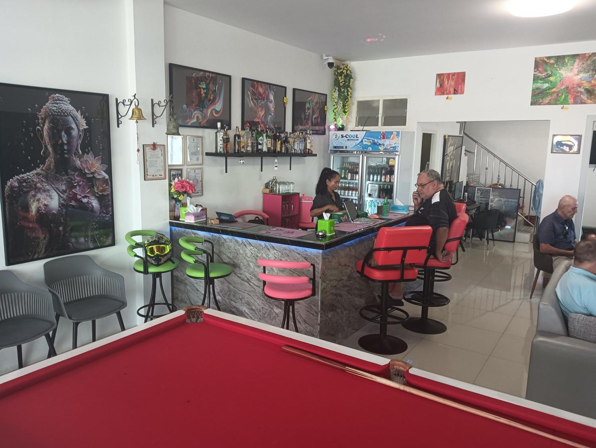 Cafe Nana Hotel Nong Prue Bagian luar foto